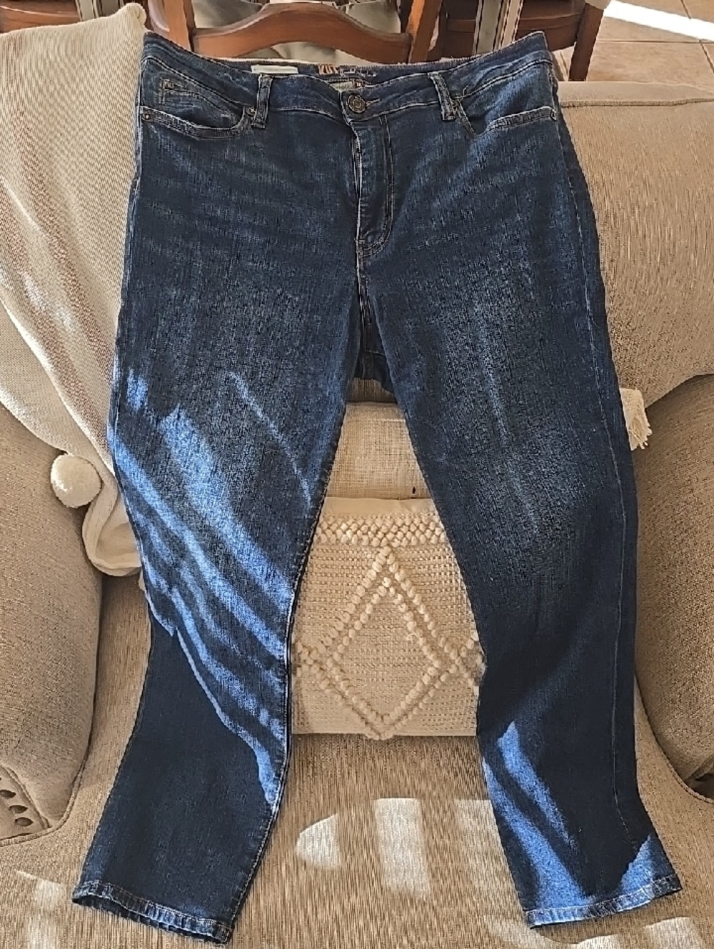 Kut From The Kloth Katy High Waist Ankle Straight Leg Jeans - 2 Available